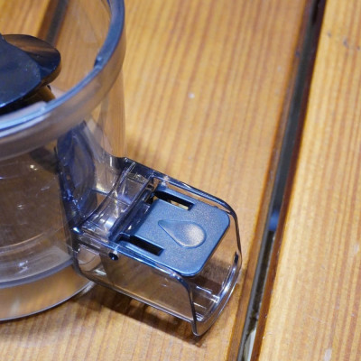 Máy ép chậm Kalpen Đức J7 công suất 300W - Hàng chính hãng