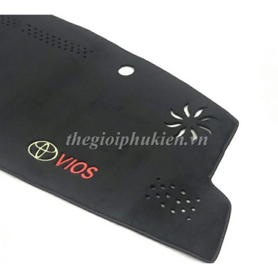 Thảm nhung taplo chống nắng Toyota Vios 2019