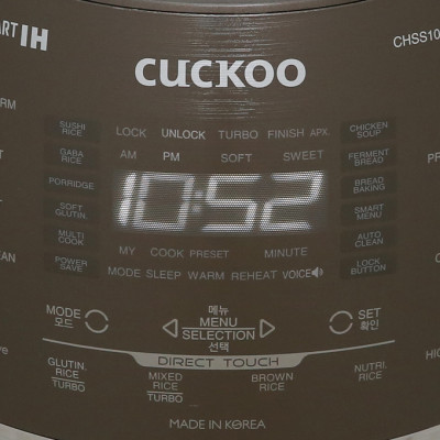 Nồi cơm điện cao tần Cuckoo 1.8 lít CRP-CHSS1009FN - Hàng Chính Hãng - Chỉ Giao Hồ Chí Minh