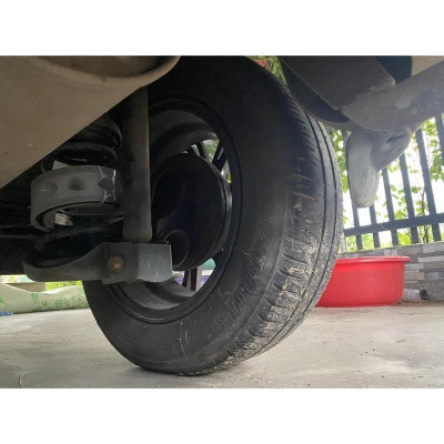 Đệm Silicone giảm trấn cho giảm sóc xe ô tô  VINFAST VF3 hiệu quả trên đường xóc