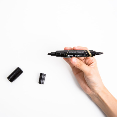 Bút dạ kính Deli - không xóa được - 2 đầu bút 2 kích cỡ ngòi - Mực Xanh/ Đen/ Đỏ - 10 cây/hộp - ES555