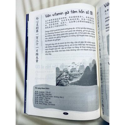 Sách- Ở đây có tặng vitamin tâm hồn song ngữ trung-việt