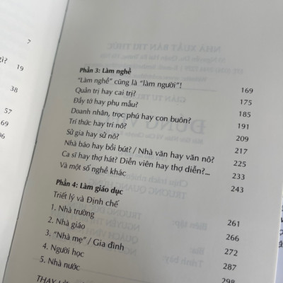 [Bìa cứng] ĐÚNG VIỆC – Một góc nhìn về câu chuyện khai minh – Giản Tư Trung –– Viện IRED – NXB Tri Thức