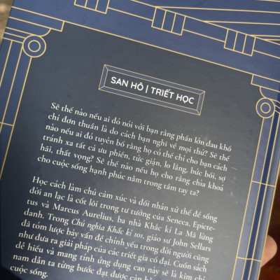 (Bìa Cứng) Lessons in Stoicism - CHỦ NGHĨA KHẮC KỈ 101 – San Hô Books 