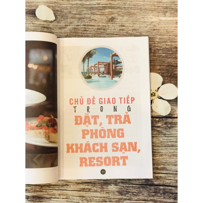 Combo 2 sách Luyện giải đề thi HSK cấp 5 có mp3 nghe + Hội thoại giao tiếp tiếng Trung ngành du lịch khách sạn có audio nghe+DVD tài liệu