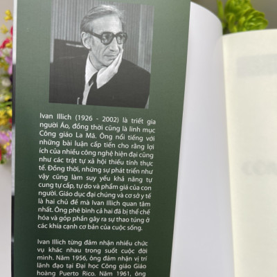 CÔNG CỤ CỘNG SINH – Ivan Illich – Book Hunter
