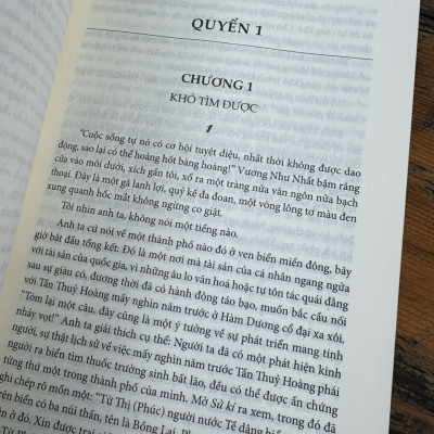 KHÁCH ĐI BIỂN NÓI CHUYỆN DOANH CHÂU – Trương Vỹ – Đỗ Văn Hiểu dịch – NXB Hội Nhà Văn