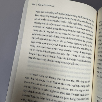 GIÓ TỰ THỜI KHUẤT MẶT – Lê Minh Hà – NXB Hội Nhà văn – Liên Việt 