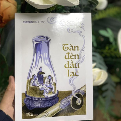 Sách - Tàn đèn dầu lạc (Việt Nam danh tác) (Nhã Nam HCM)