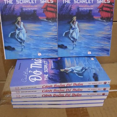 Cánh buồm đỏ thắm Song ngữ Anh - Việt