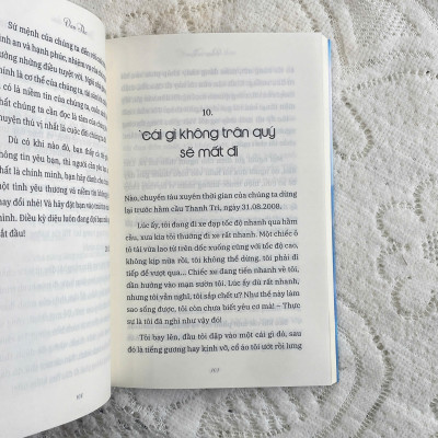 Sách - Yêu thương bản thân - A Journey to self-love