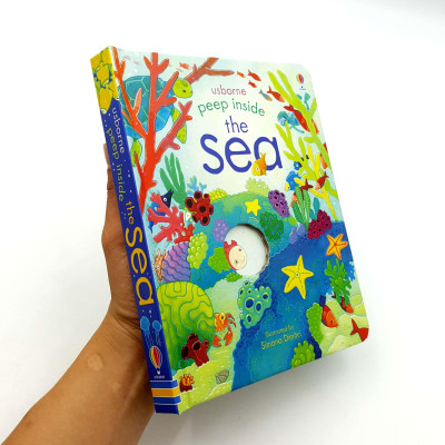 Usborne Peep Inside The Sea (Board book)