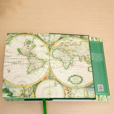 Sách: Trái Đất Chuyển Mình ( Bản Giới hạn - Bìa vải )