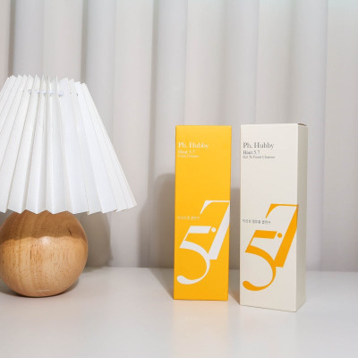 Sữa rửa mặt thuần chay giúp cân bằng pH và làm sạch lớp trang điểm Ph Hubby Haut 5.7 dạng gel 150ml