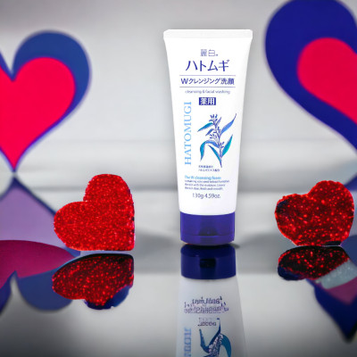 Sữa Rửa Mặt Tẩy Trang Và Dưỡng Trắng Da Reihaku Hatomugi (Tuýp 130 G)