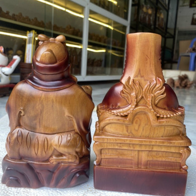 Cặp tượng ông thần tài thổ địa bằng gỗ bách xanh tô làm mầu giả cổ kt cao 20×12×8cm