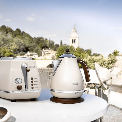 Ấm đun nước Delonghi KBOV2001 - 1,7 LÍT - 2000W - Hàng Chính Hãng