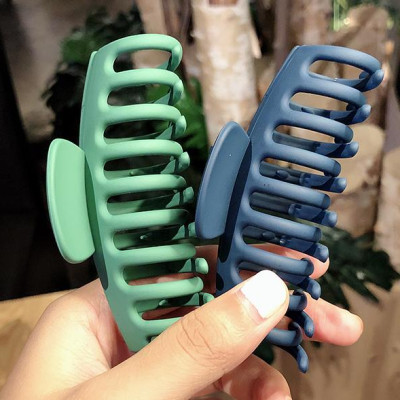 Kẹp càng cua size to 9 răng chắc chắn KAH149