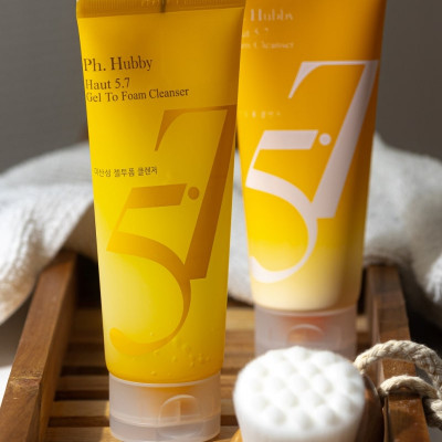 Sửa rửa mặt thuần chay tạo bọt Ph Hubby Haut 5.7 Foam Cleanser 150ml