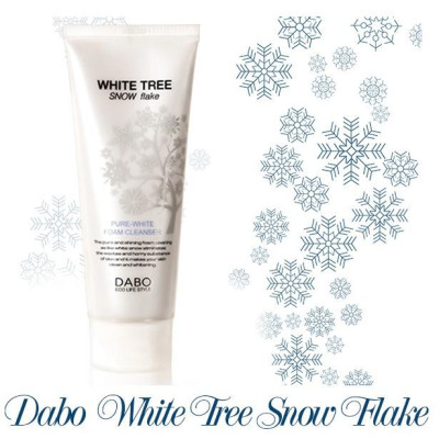 Sữa rửa mặt cây tuyết trắng có hạt massage Dabo White Tree Snow Flake 150ml