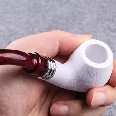 Tẩu thuốc sứ gắn sợi rất đẹp