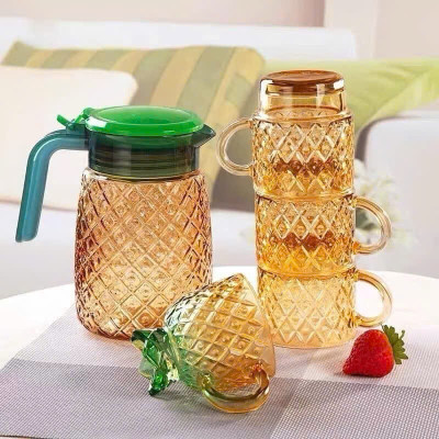 Bộ Bình 4 Cốc Ly Thủy Tinh Hình Quả Dứa Màu Hổ Phách, Bình Chịu Nhiệt Tốt, Trang Trí - HÀNG CHÍNH HÃNG MINIIN