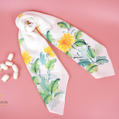 Khăn Lụa Vuông Vẽ Tay Hoa Mẫu Đơn SenSilk Đẹp Nhất, Quà Tặng Mẹ Yêu