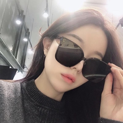 Kính râm Đi đường chống nắng UV nhiều màu lựa chọn 