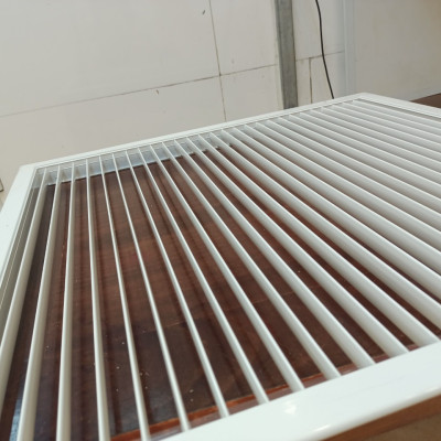 Miệng gió nan bầu dục 600x600mm dạng nan xoay nhôm cho điều hòa âm trần