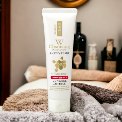 Sữa Rửa Mặt Chiết Xuất Hoa Trà Trắng Shikioriori W Cleansing Wash (190 G)