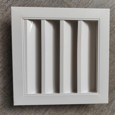 cửa gió louver nan Z 200x200 kèm lưới chắn côn trùng lắp thông gió tránh hắt mưa