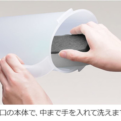 Bình nước nắp khóa Asvel Winnie The Pooh 2.0L - Made in Japan