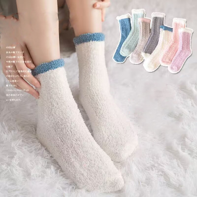 Combo 5 đôi Tất vớ cổ cao nữ len bông tất lông cừu giữ ấm chất bông xù