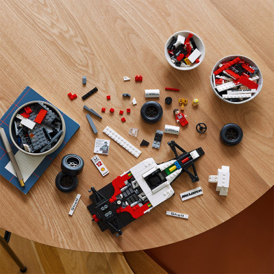Đồ Chơi Lắp Ráp Siêu Xe Thể Thao Mclaren F1 LEGO ADULTS 10330 (693 chi tiết)