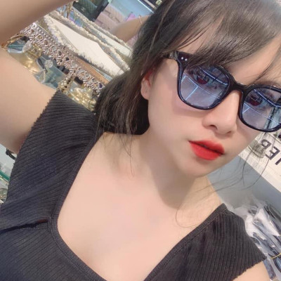 Kính râm nhiều màu nam nữ thời trang