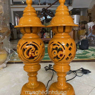 Cặp đèn thờ bằng gỗ khắc chữ phúc lộc thọ kt cao 41cm 