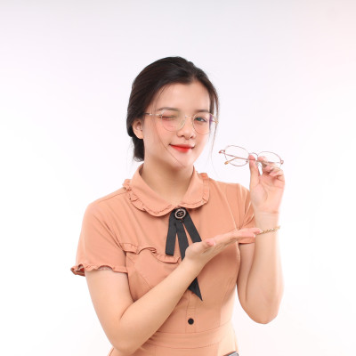 Gọng kính hợp kim siêu nhẹ siêu bền thời trang nam nữ Ouress 5592
