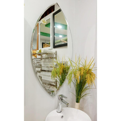 Gương soi Kibath hình chiếc lá KT 50x100 cm, KB-227