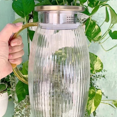 Bình đựng nước uống thủy tinh vân tăm quai vàng cao cấp 1,8l