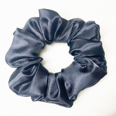 Dây cột tóc srunchies mẫu mới màu đen huyền