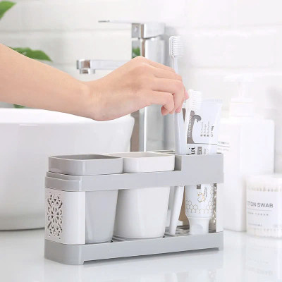 Kệ đựng bàn chải đánh răng tặng kèm 2 ly - Henrysa