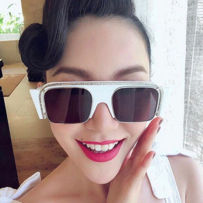 Kính râm mát thời trang cao cấp cho nữ