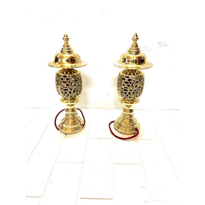 ĐÔI ĐÈN ĐỒNG CHẤT LIỆU BẰNG ĐỒNG KÍCH THƯỚC 30 cm nặng 1.8 kg. Bộ thờ cúng linh thiêng