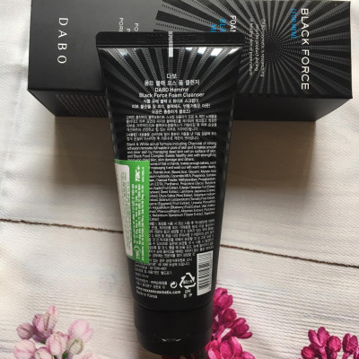 Sữa Rửa Mặt Nam Ngăn Ngừa Mụn Sạch Nhờn Trắng Da Hàn Quốc Cao Cấp Dabo Black Force (120ml) – Hàng Chính Hãng