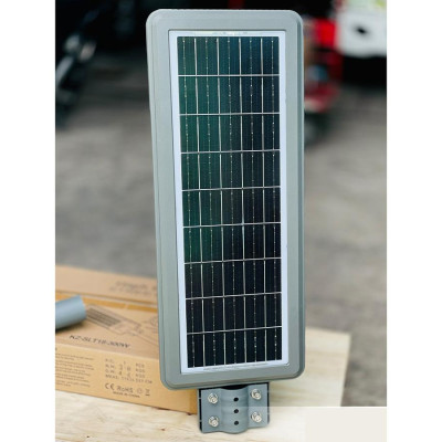 ĐÈN NĂNG LƯƠNG MẶT TRỜI KAZAKI KZ-SLT18-300W- HÀNG CHÍNH HÃNG