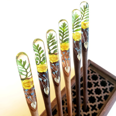 Trâm cài tóc gỗ- resin & hoa snowy vàng- dương sỉ