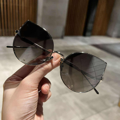 Kính râm Mắt mèo mắt bạc gương