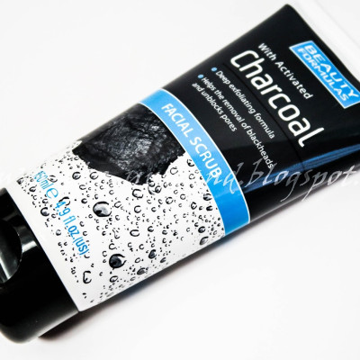 Sữa rửa mặt Beauty Formulas Charcoal Facial 150ml - than hoạt tính tẩy tế bào chết