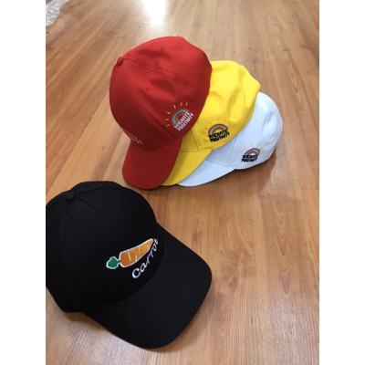 Mũ lưỡi trai thêu Carot nhiều màu tiện lợi