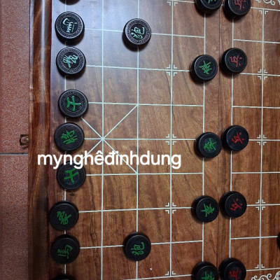 Combo bộ bàn cờ tướng gỗ hương đá  + quân gỗ trắc đỏ đen víp 